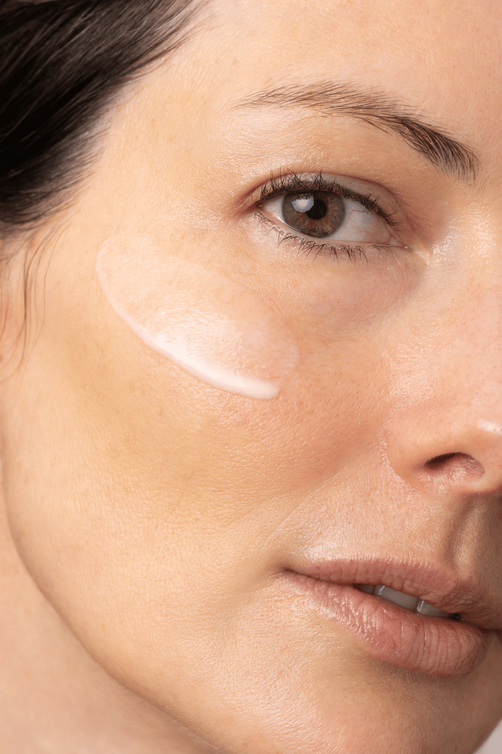 Best Serum for Menopausal Skin: What to Look For and Why It Matters