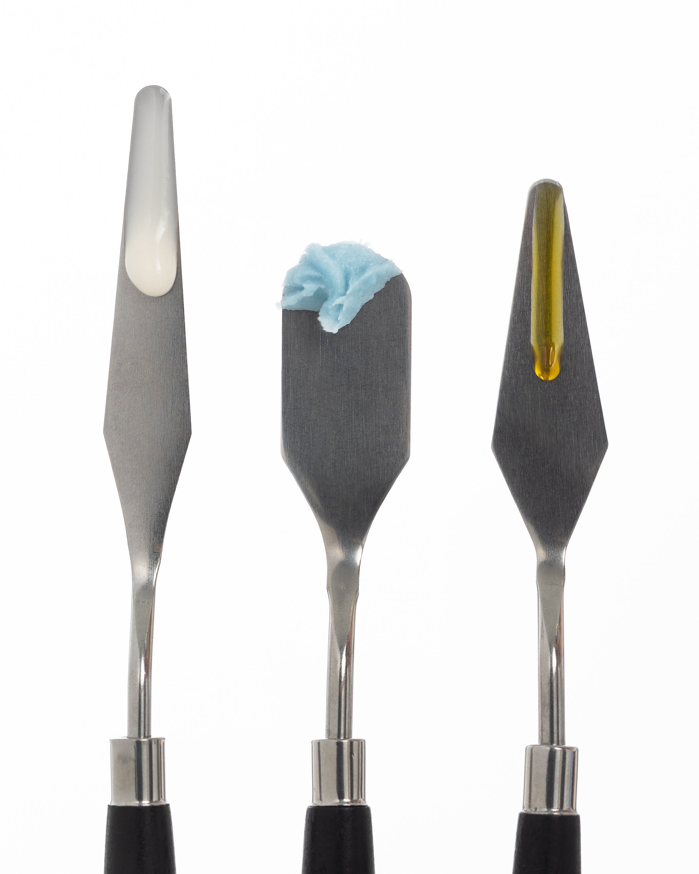 All 3 products on palette knives